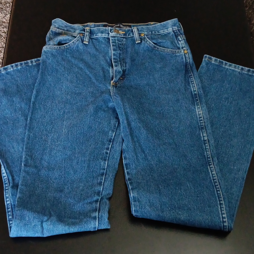 Wrangler George Straight Cowboy cut 31x36